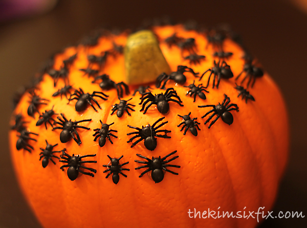 Gluing on spiders