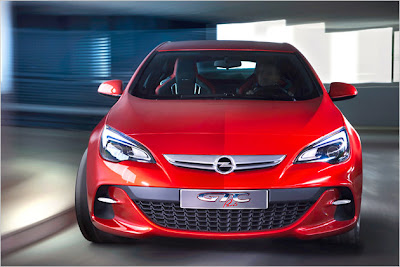 2011 Opel Astra GTC design de interiores de Paris