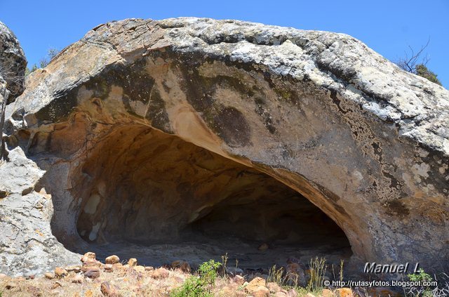 Cuevas de Sierra Momia