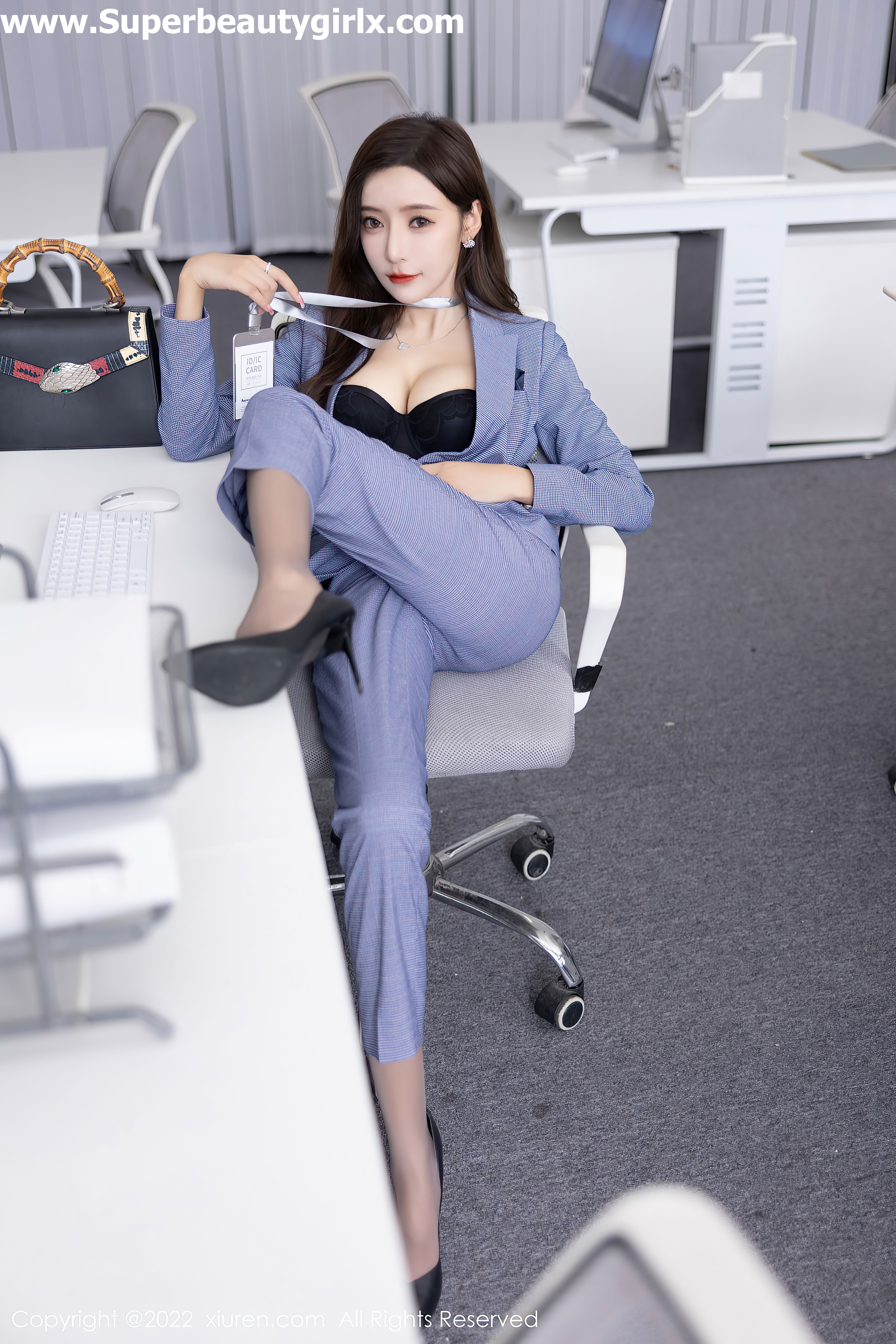 XIUREN-No.5629-Yanni-Wang-Xin-Yao-Superbeautygirlx.com