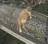 Así sería el mundo si fuera invadido por gatos gigantes