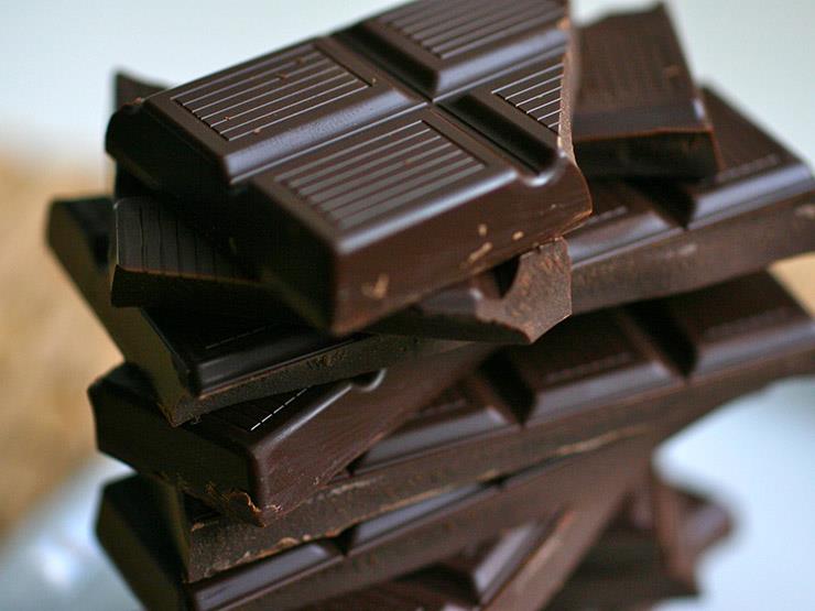 الشوكولاته الداكنة لتقوية الاعصاب