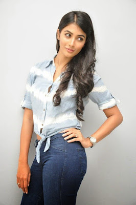 Pooja Hegde Latest Hot Wallpapers