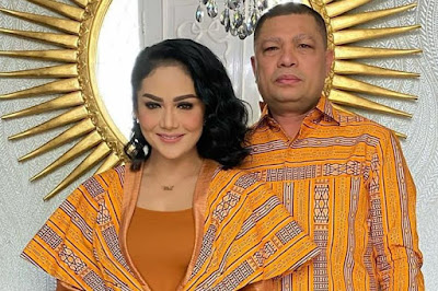 www.sejatiqq.com
