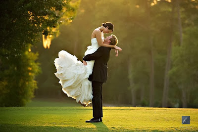 Bride and Groom Photography Ideas and Poses