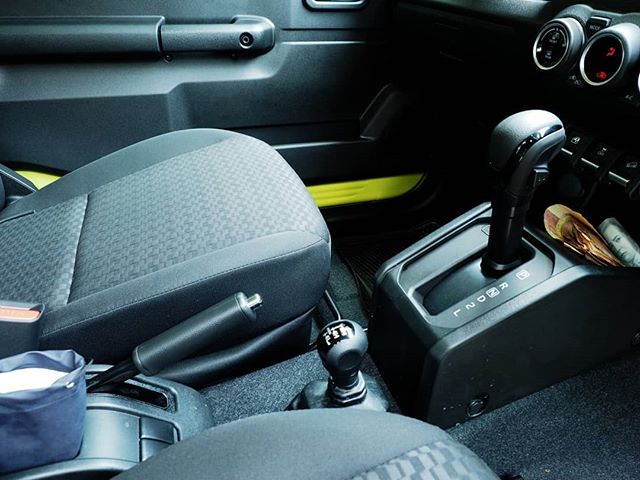 Interior Suzuki Jimny Terbaru 2020