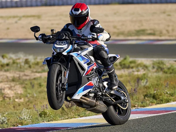 Nova BMW M 1000 R 2023