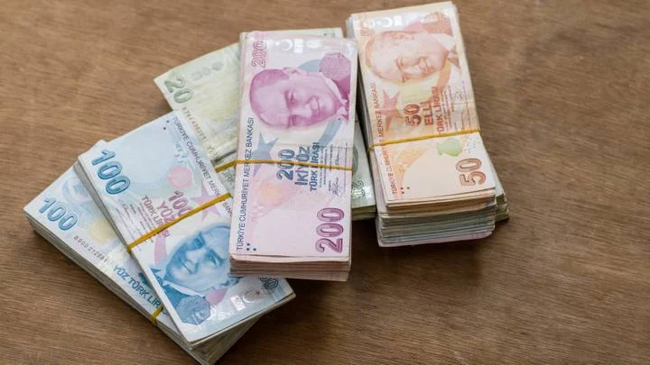 سعر صرف الليرة التركية مقابل العملات الرئيسية اليوم الأثنين 16 يناير
