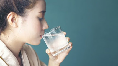Apa Benar Minum Air Es Bikin Gemuk? Yuk Kita Simak