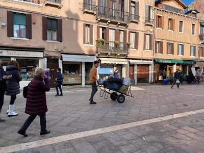 Venezia : gli Angeli dell’Acqua Alta 