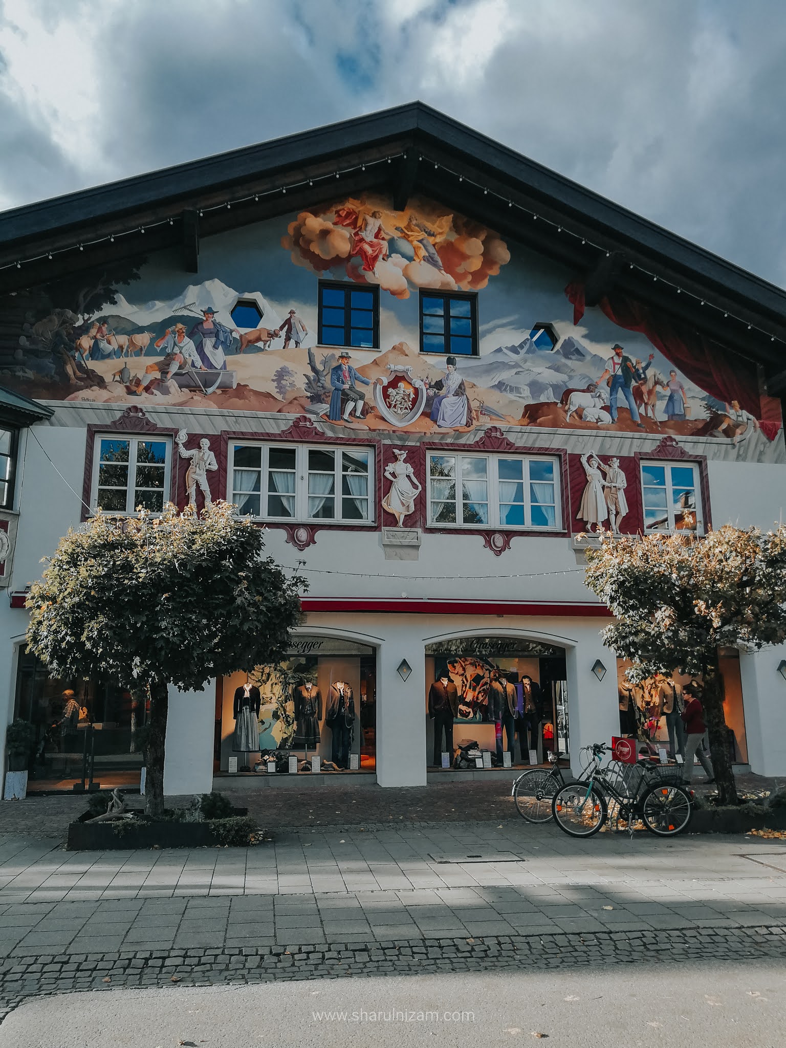 Makan Tengah Hari & Solat Di Garmisch Partenkirchen