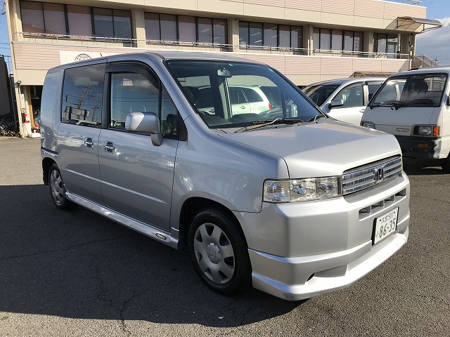 Honda Mobilio Spike