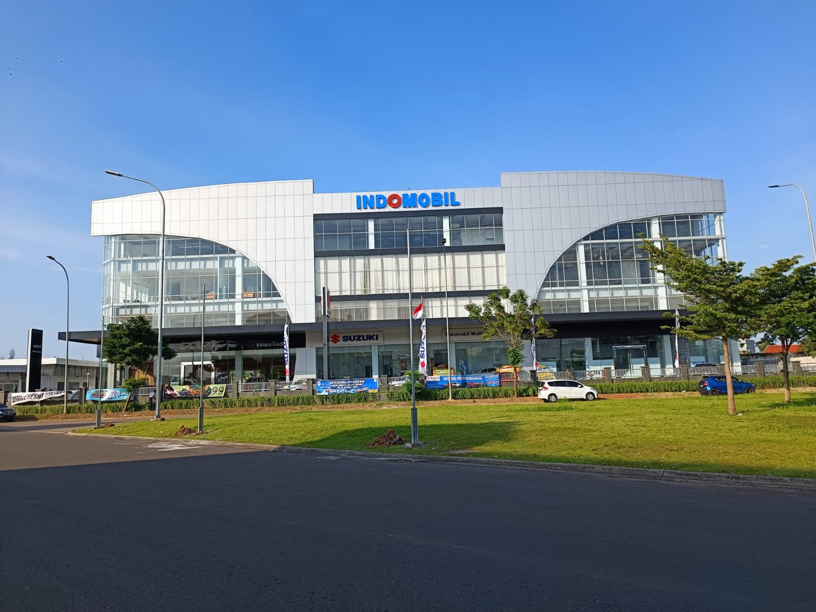 Indomobil Suzuki Kelapa Gading