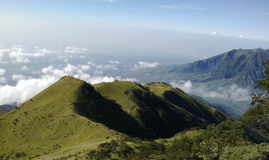 10 Tempat Wisata Jawa Tengah Yang Terkenal Blog Husen Vvb