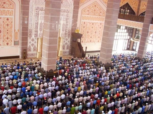 Hadis Shahih Muslim Kitab Shalat Jumat 