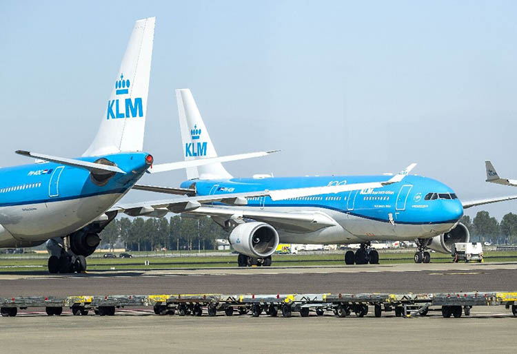 Tsunami PHK Gara-gara Corona, Maskapai KLM Belanda Pecat 1.500 Pekerja, naviri.org, Naviri Magazine, naviri majalah, naviri