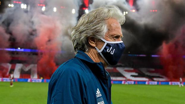 Torcedores do Flamengo fazem abaixo assinado pela volta de Jorge Jesus 