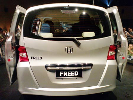 Aku Sempat Test Drive Model MPV Terbaru dari Honda FREED 