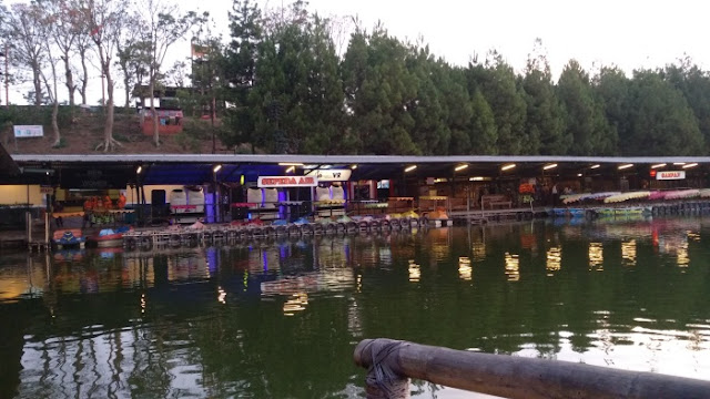 Floating Market