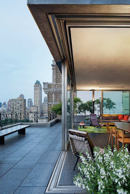 extérieur de la maison de Tod Williams et Billie Tsien à New York.