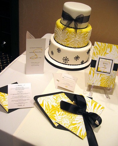 Black and Yellow Wedding Cake