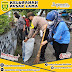 Melaksanakan aksi giat Jum’at bersih di Lokasinya di siring samping jembatan Pasar Lama RT 01
