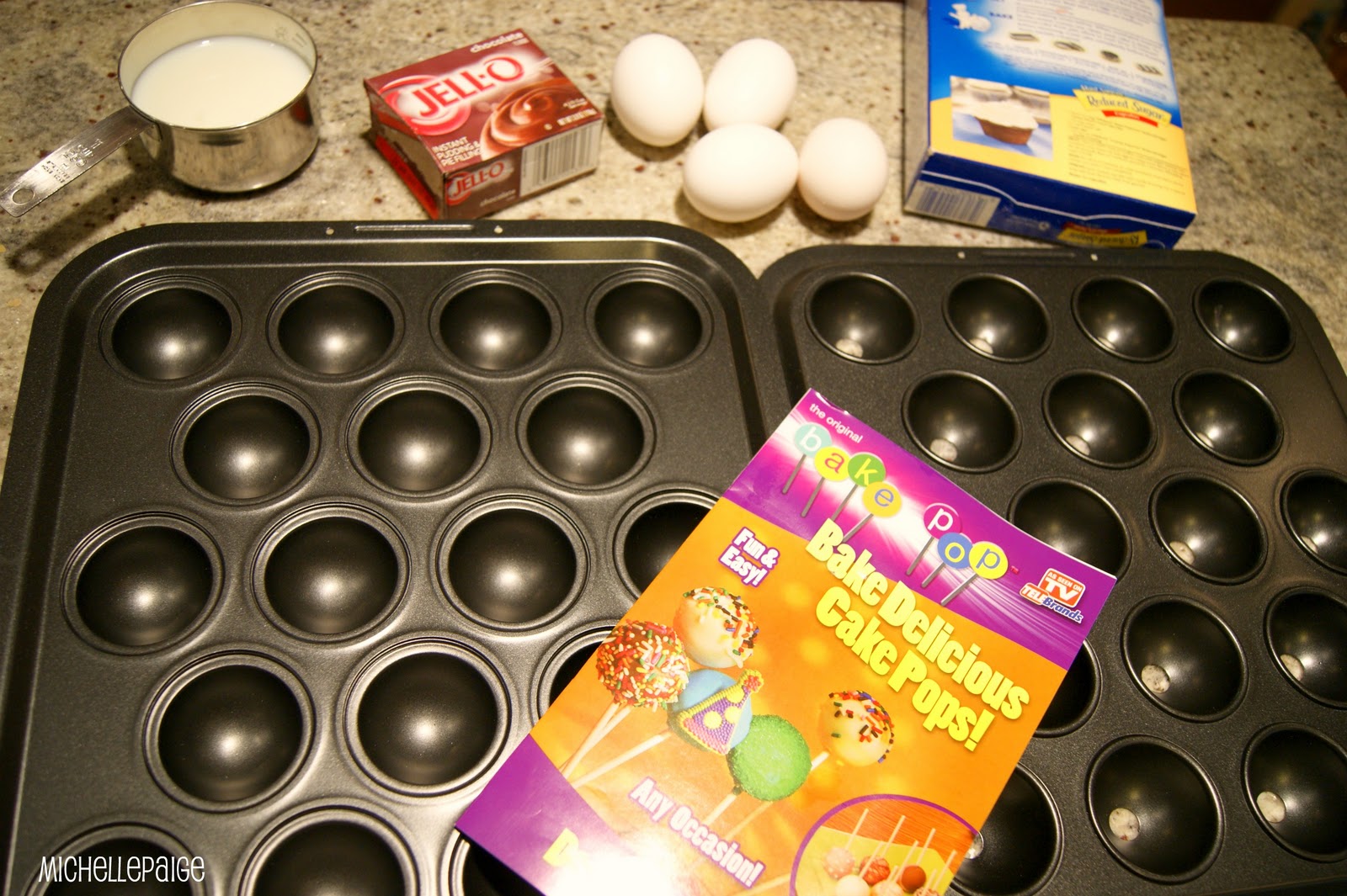 michelle paige blogs: Cake Pops in a Pan