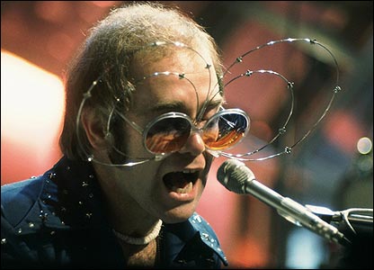  Elton John 