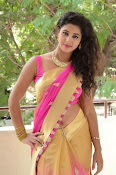 pavani new photos in saree-thumbnail-4