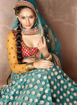 Actress Ragini Dwivedi hot photo gallery
