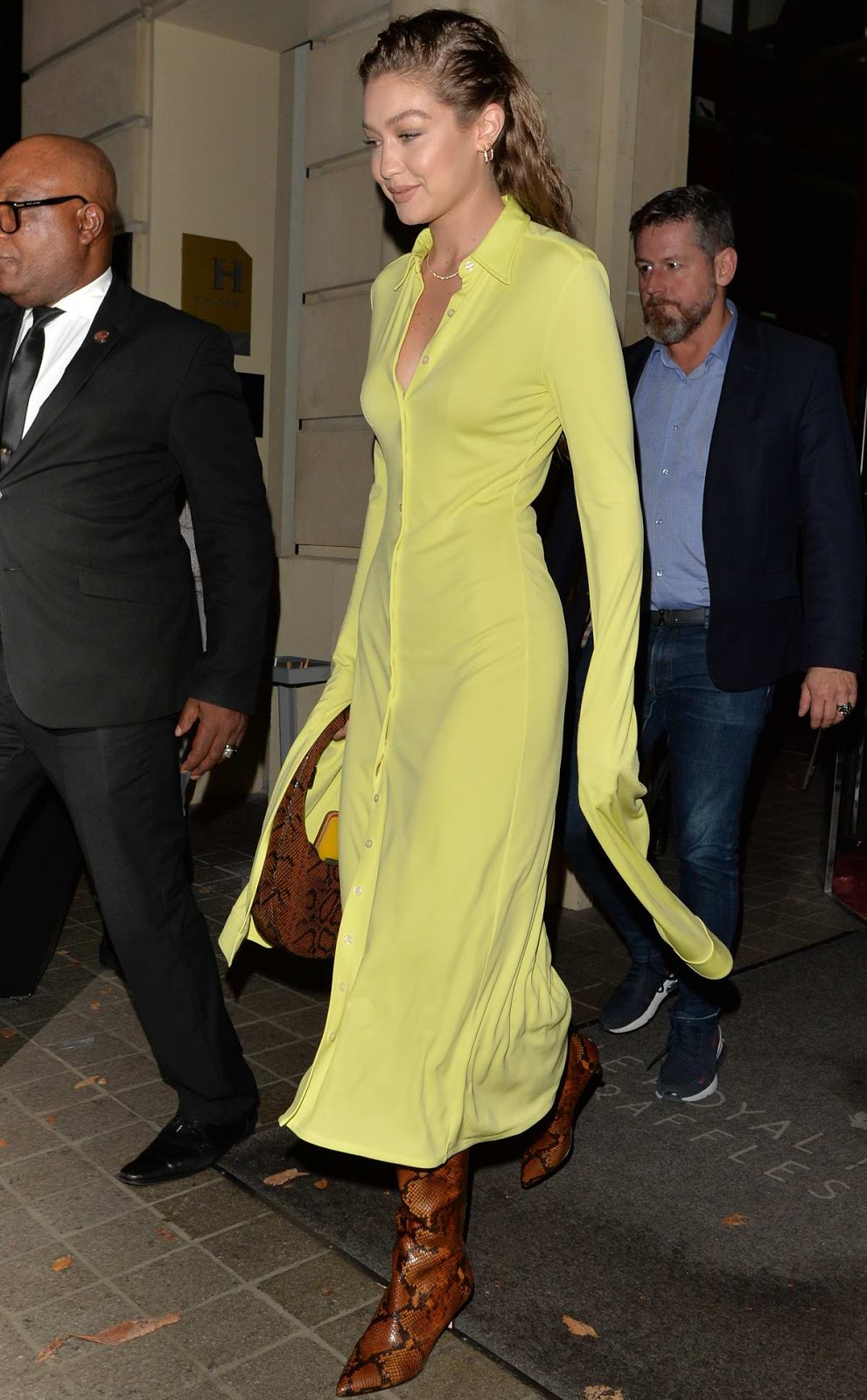 Gigi Hadid celebrity high street style fashion