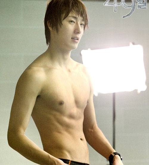Jung Il Woo in 49 Days