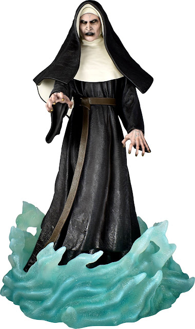 Toy Fair 2020 Diamond Select The Nun 9-Inch PVC Diorama Statue