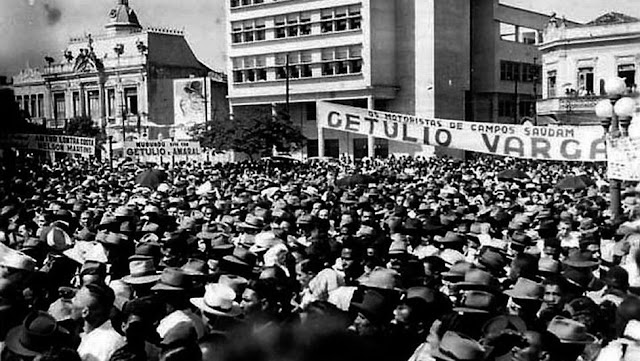 Resultado de imagem para vargas e a eleição de 1950