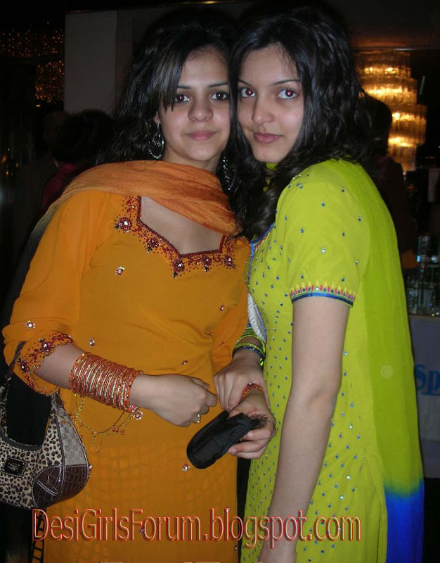 Sadia and Humma Pakistani Desi girls