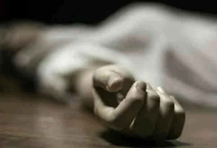 News,Kerala,State,Kochi,Local-News,Student,Death,Dead Body,hospital,Police, Kochi: Student falls to death from Flat in Thevara