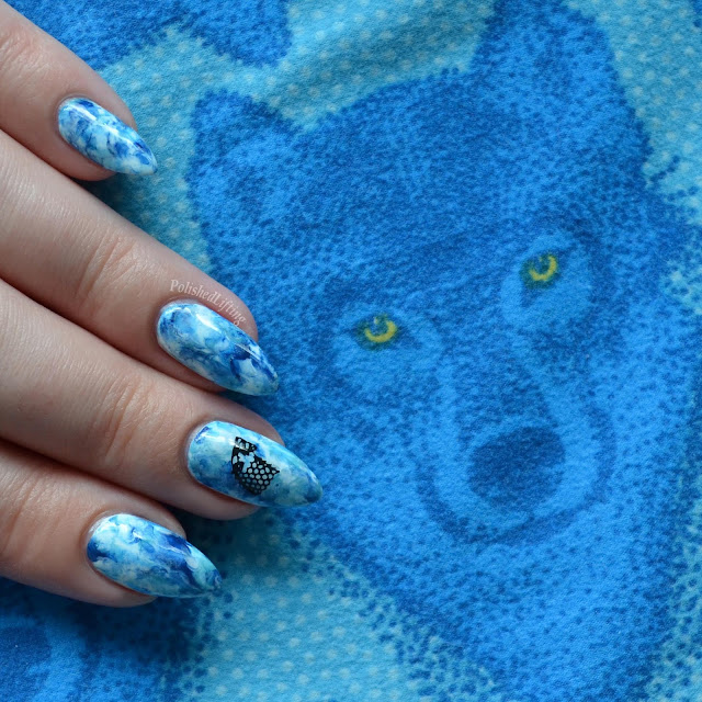 smooshy blue manicure with dire wolf