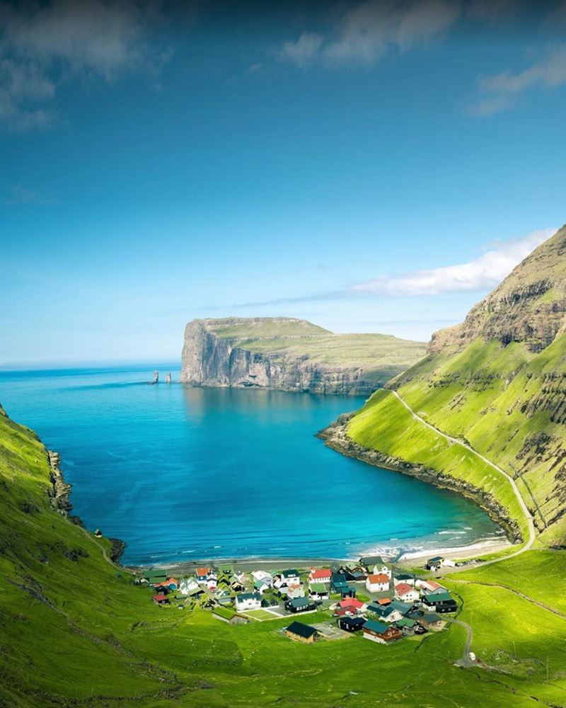 The Astonishing Illusion of Sørvágsvatn, the Lake Floating Above the Ocean