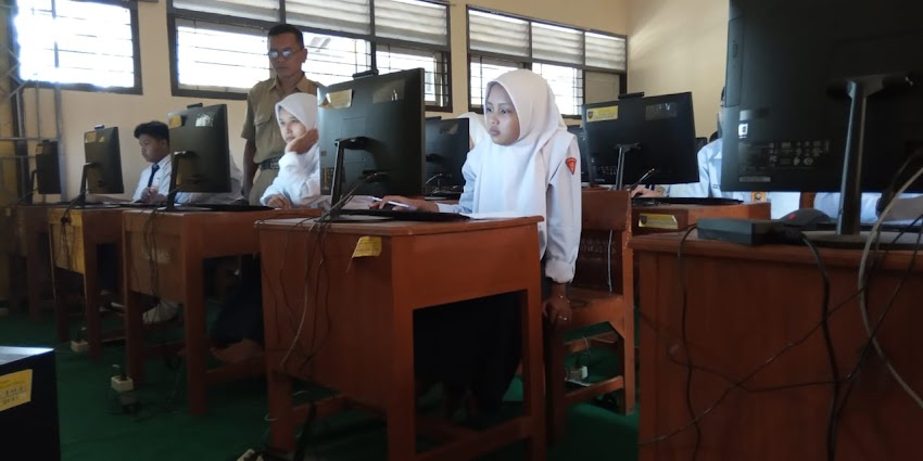 TRY OUT MANDIRI ESPEROBA MENGGUNAKAN CBT