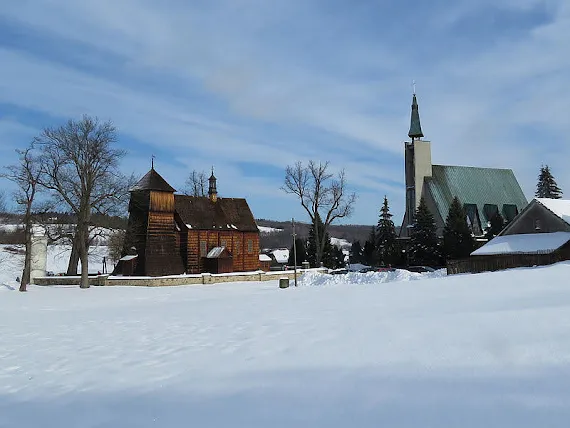 Gogołów, kościoły