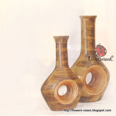 Flowers vases:P56323~{14770}