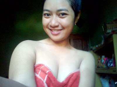  Foto Bugil Tante Girang Pamer Memek