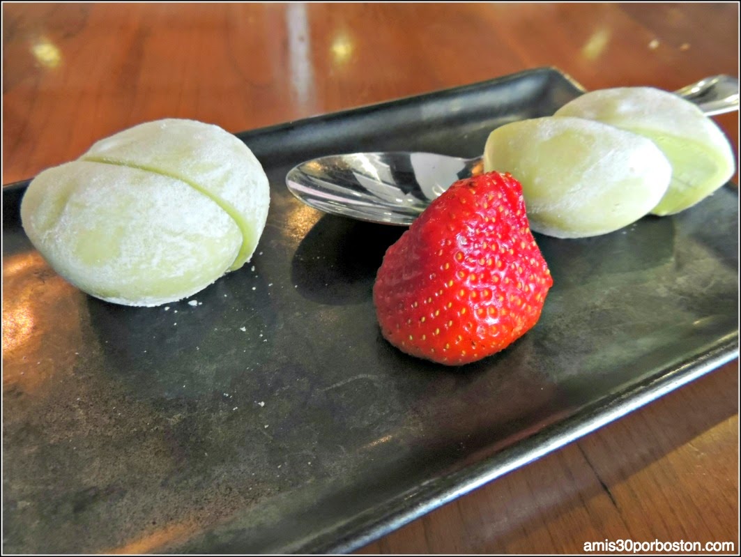 Menú Dine Out Boston Haru: Mochi Ice Cream 