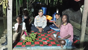 Kanit Binmas Polsek Muara Tami Sambangi Warga di Koya Barat, Tekan Pesan Kamtibmas