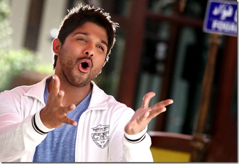 julayi-movie-stills-13