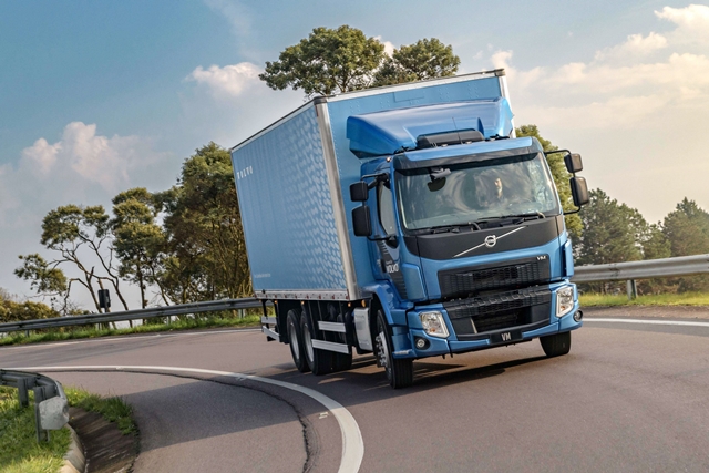 FENATRAN: Nova linha Volvo VM Euro 6 é lançada para todo o mercado