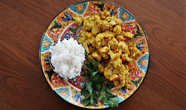 przepis na curry z kalafiorem