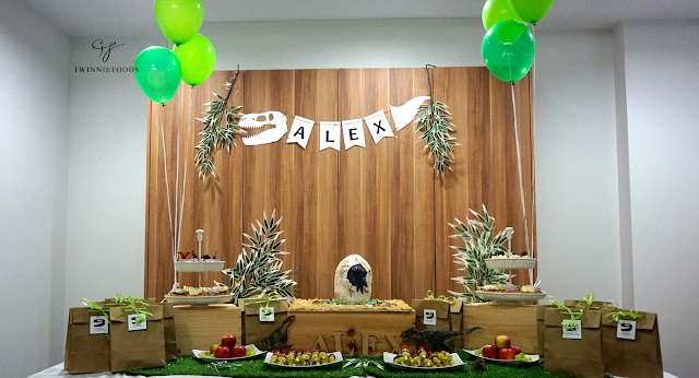 dinosaur theme dessert table ideas