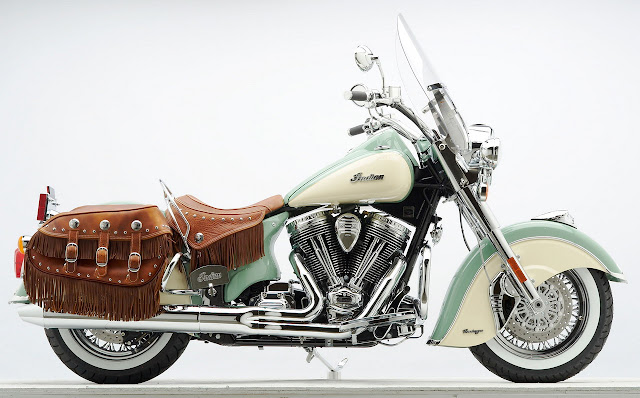 2012_Indian-Chief_Vintage_Winter_White
