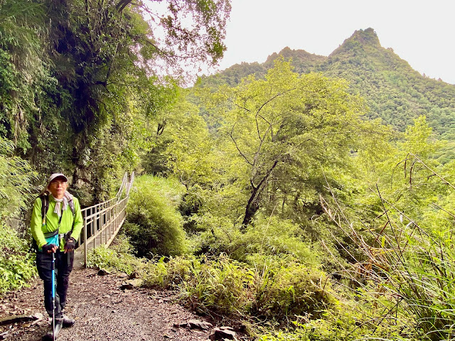 石山引水道--後為石水山